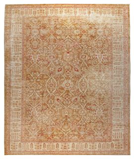 A Sultanabad Style Wool Rug 