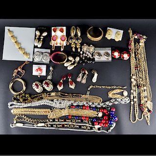 Lot of Necklaces, Bracelets, Pins, & Earrings