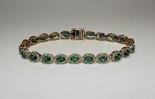 FINE Lady's Emerald & Diamond 14K Gold Bracelet