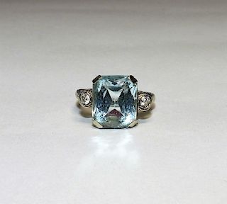 Art Deco Aquamarine Diamond & 18K White Gold Ring