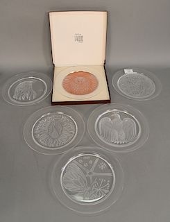 Group of six lalique crystal collector plates, 1971 owl, 1969 papillon, 1974 Christmas, 1970 peacock, 1973 Christmas bird and 1976 A...