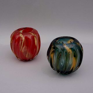 Par de jarrones. Italia, siglo XX. Elaborados en cristal de murano. En tonalidades naranja ligeramente amarillo. Piezas: 2