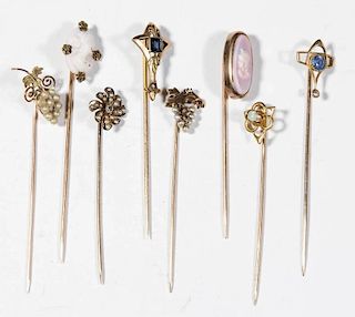 ASSORTED GOLD AND OTHER STICKPINS, LOT OF EIGHT