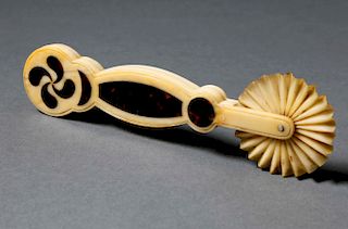 WHALE IVORY AND INLAID TORTOISE SHELL PIE CRIMPER