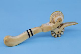 WHALE IVORY AND BALEEN WHALER MADE 2-WHEEL PIE CRIMPER