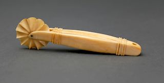 WHALER MADE WHALE IVORY PIE CRIMPER