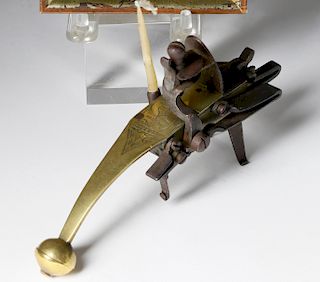 ENGLISH BRASS AND IRON TABLE TINDER PISTOL