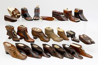 COLLECTION OF 22 NOVELTY SHOE-FORM WOODEN SNUFF BOXES