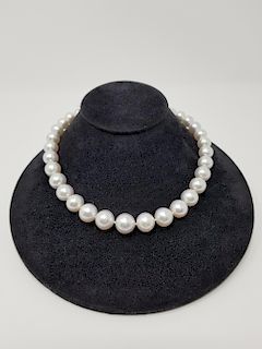 South Sea White Pearl Necklace 11-14mm