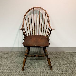 Continuous-arm Bow-back Windsor Chair