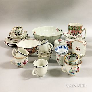 Group of Chinese Export Porcelain Tableware