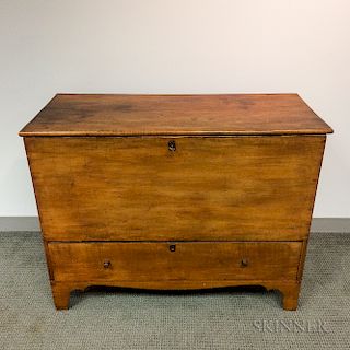 Country Maple One-drawer Blanket Chest