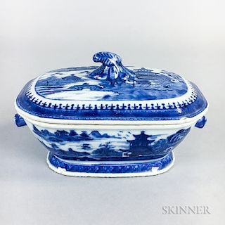 Nanking Export Porcelain Covered Tureen