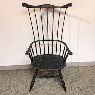 Black-painted Comb-back Windsor Chair
