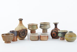 Grp: 10 Pieces of MN Studio Pottery