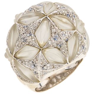 A quartz and diamond 18K white gold ring.