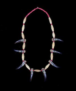 Sioux Bear Claw & Beaded Necklace 19th Century