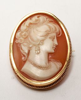 18K Yellow Gold Carved Shell Cameo Brooch