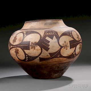 Early Pottery Olla