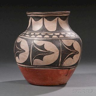 Santo Domingo Pottery Jar
