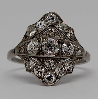 JEWELRY. Art Deco 18kt Gold and Diamond Ring.