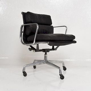 Mid-Century Modern Office Chair Designed by Eames for Herman Miller