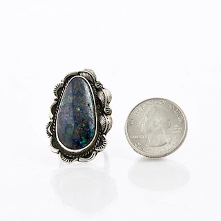 SILVER NATIVE AMERICAN RING WITH STONE