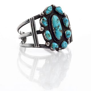 NATIVE AMERICAN SILVER BRACELET WITH INSET TURQUOISE