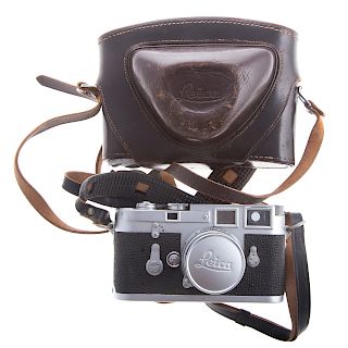 Leica M 3 Camera With Wetzlar 1:2 Lens