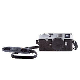 Leica M 2 Camera Body