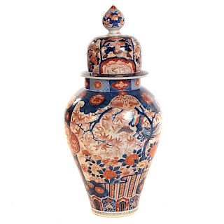 Japanese Imari Porcelain Temple Jar