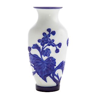 Chinese Cameo-Carved Peking Glass Vase