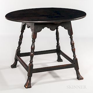 Queen Anne-style Portsmouth-type Oval-top Tea Table