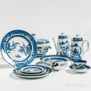 Large Canton Pattern Chinese Export-style Porcelain Service