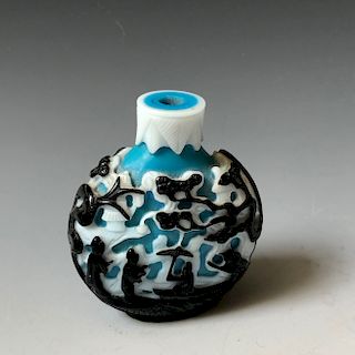 CHINESE ANTIQUE OVERLAY  SNUFF BOTTLE