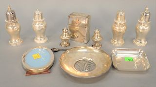 Sterling silver lot, troy ounces: 21.7. Provenance: An Estate from 5th Avenue, New York