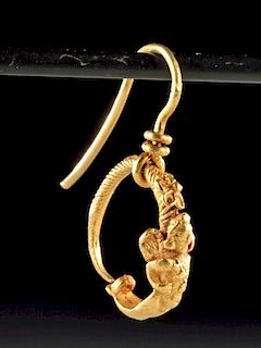 Roman Gold Earring with Eros - 2.2 g