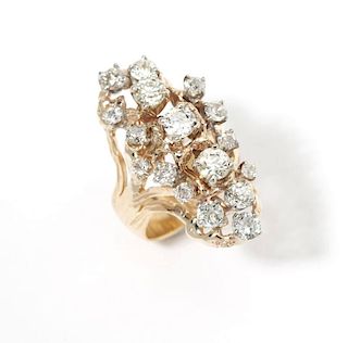 A diamond and gold cluster ring