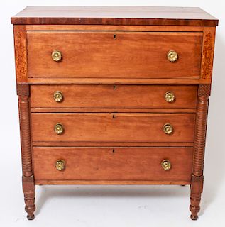 Sheraton Chest of Four Drawers / Dresser, 19th C.
