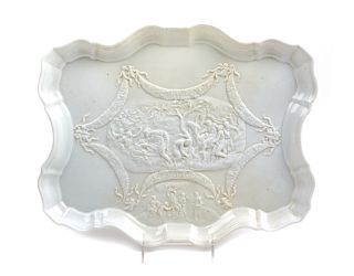 A Capodimonte Porcelain Tray <br>of serpentine ou