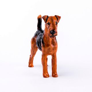 SMALL ROYAL DOULTON DOG FIGURE, AIREDALE TERRIER HN1024