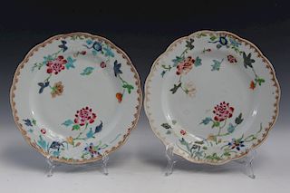Pair of Chinese famille rose porcelain plates.