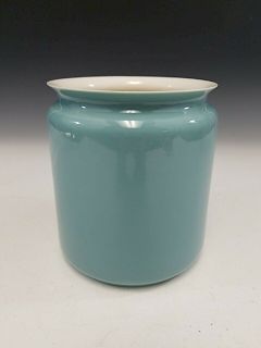 Chinese Monochrome Porcelain Jar.