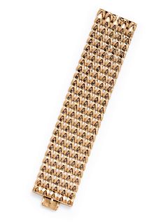 A Vintage 18 Karat Yellow Gold Bracelet, Italian,