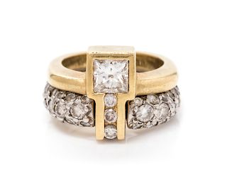 An 18 Karat Bicolor Gold and Diamond Ring,