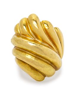 An 18 Karat Yellow Gold Ring, Vendorafa,