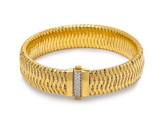An 18 Karat Yellow Gold and Diamond 'Primavera' Bracelet, Roberto Coin,