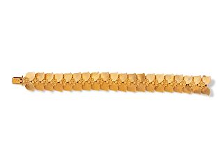 A Retro 14 Karat Yellow Gold Bracelet,