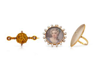 A Collection of Antique Gold Jewelry,