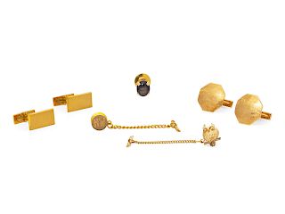 A Collection of Yellow Gold Accessories,